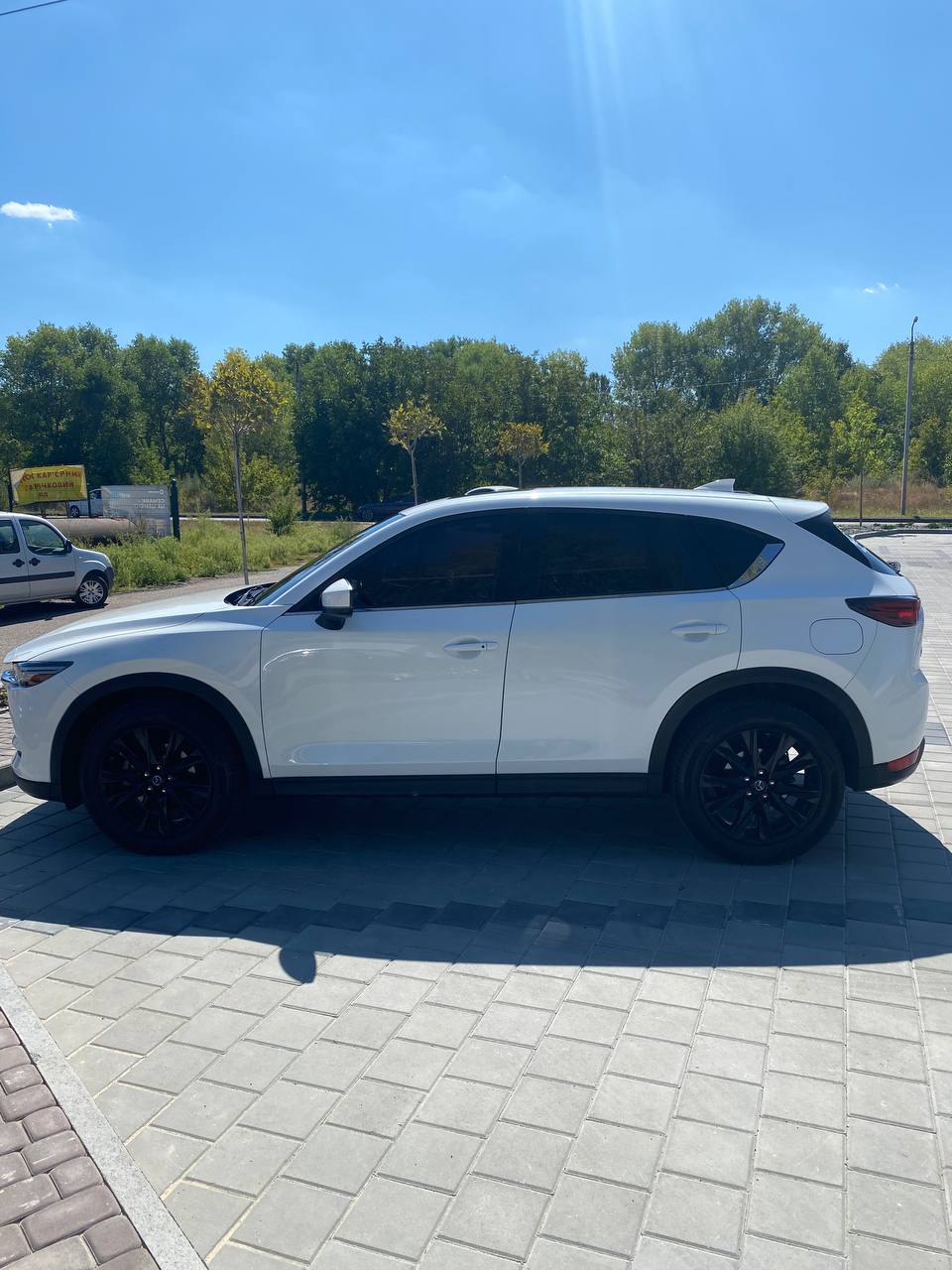 Mazda CX-5 задній ракурс